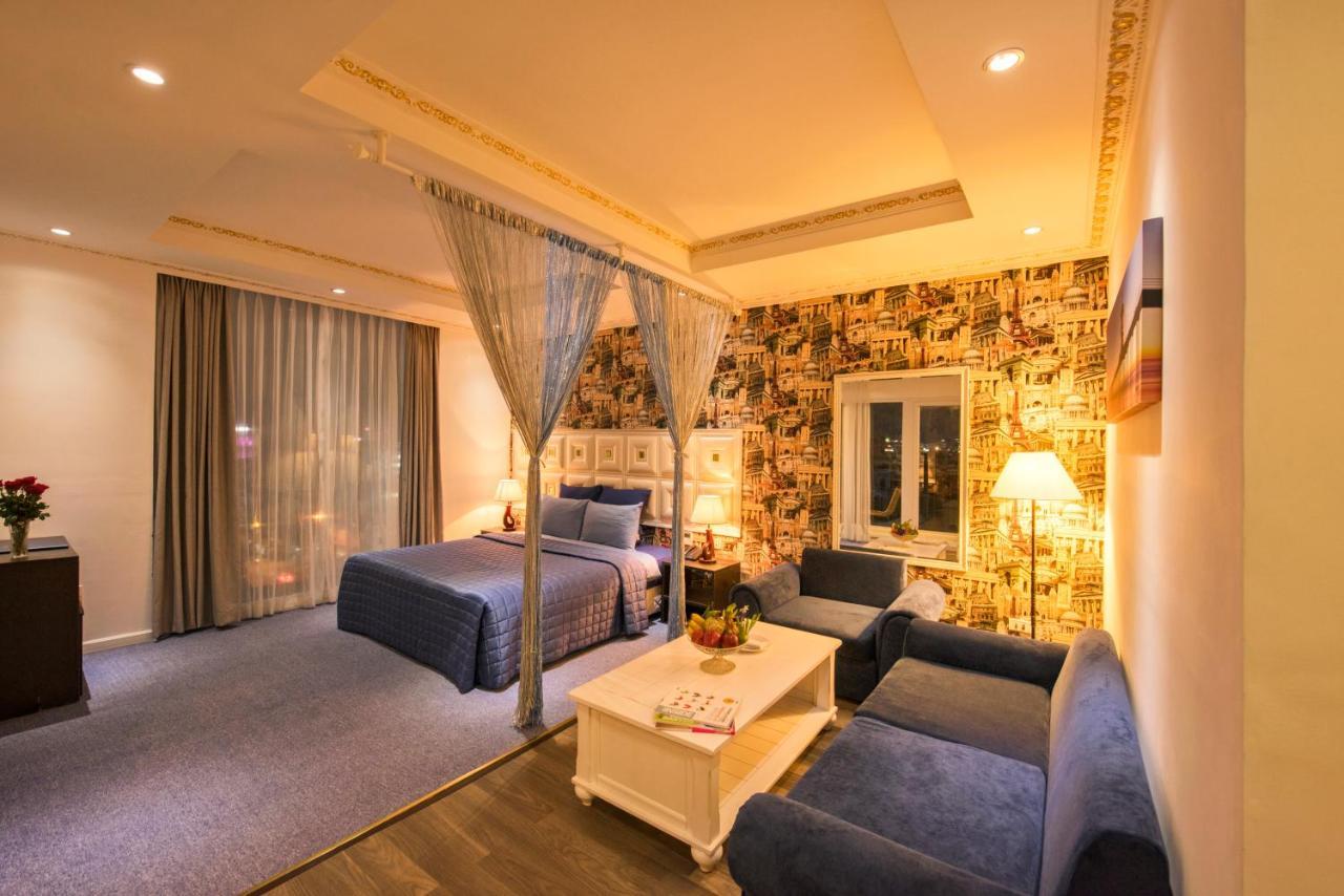 Khách sạn Golden Crown 3*