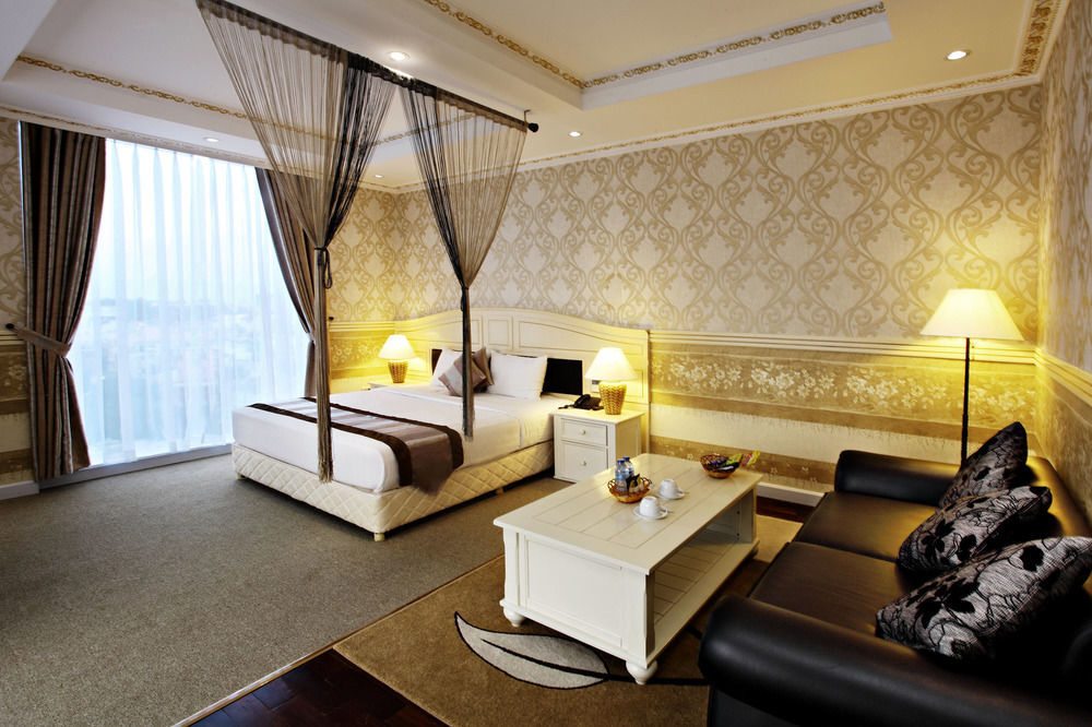 Golden Crown TP. Hồ Chí Minh
